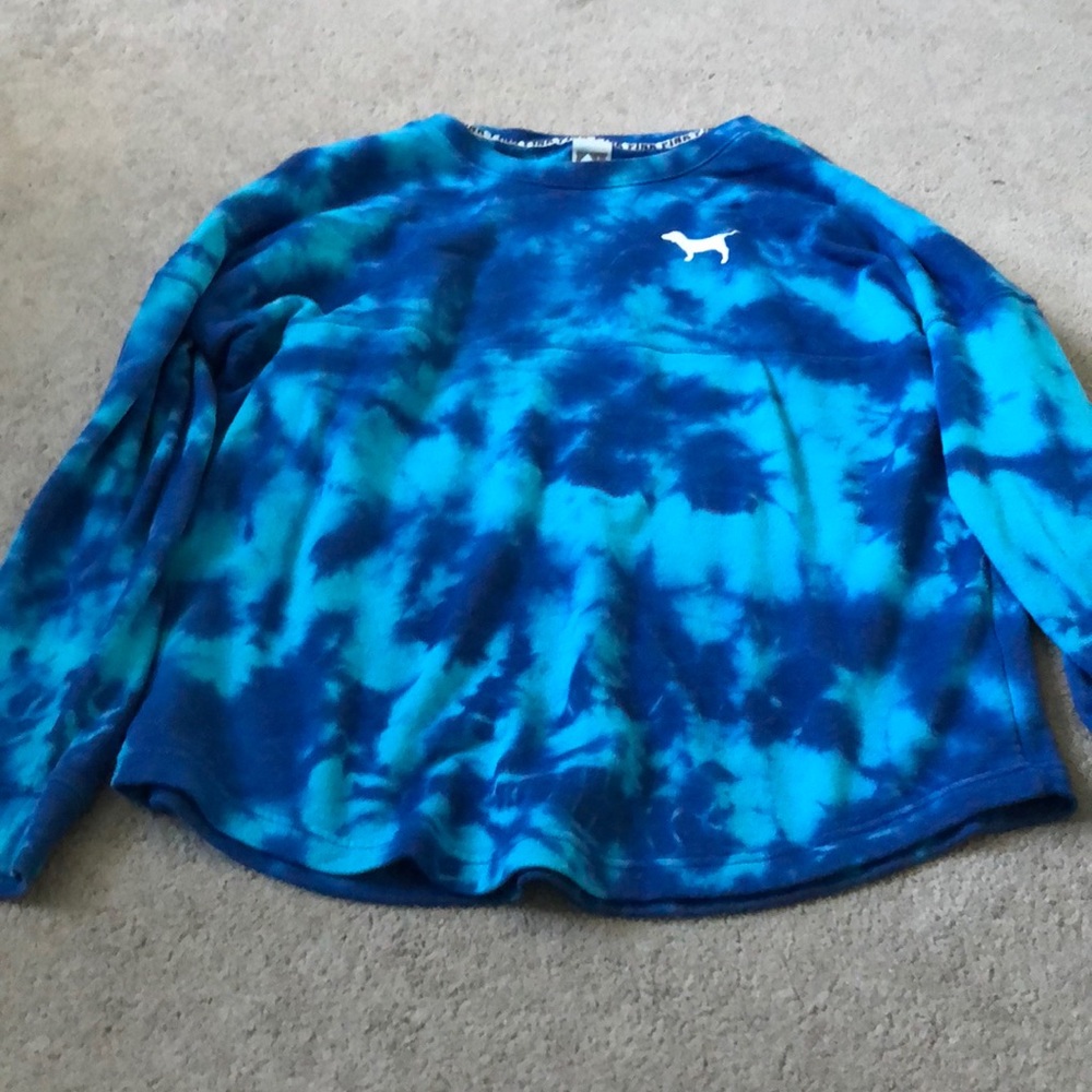 Victoria’s Secret pink crewneck